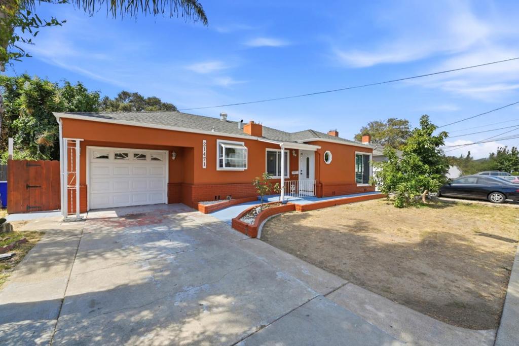 21471 Burr Way