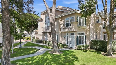 Photo of 7254 Shoreline Drive #131, San Diego, CA 92122 (MLS # SW26043585)