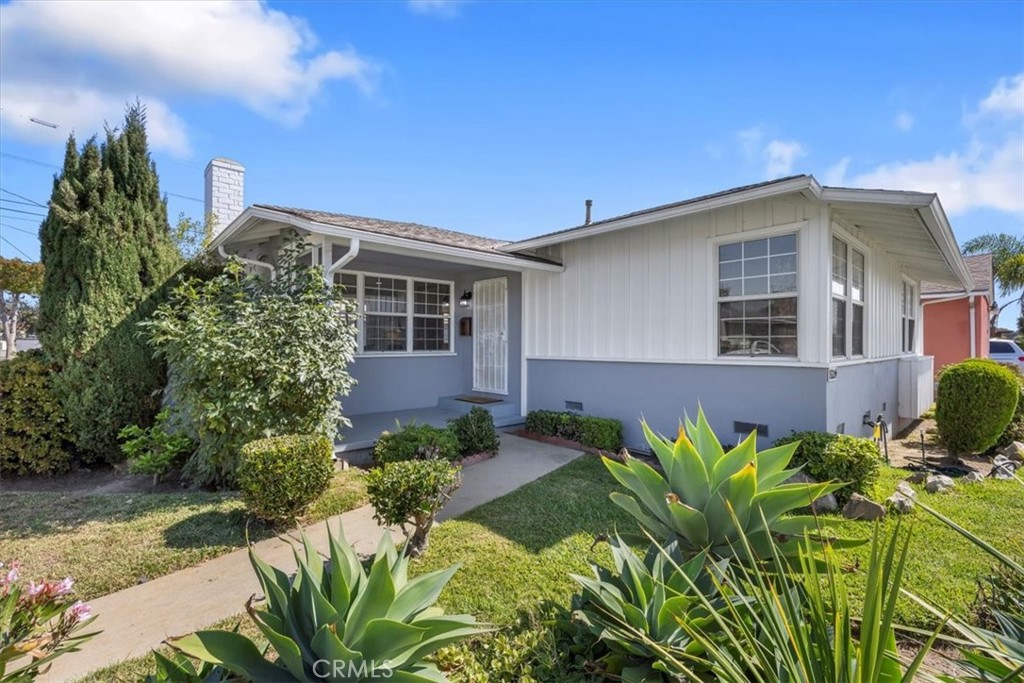 Welcome to 13204 S Wilton Avenue, a fantastic opportunity in the heart of Gardena. Situated on a desirable corner lot, this home is filled with natural bright light and offers spacious rooms throughout, creating a comfortable and inviting living environment.
One of the standout features is the expansive 800+ sq. ft. garage, providing endless possibilities. Whether you’re seeking additional storage, a workshop, or envisioning a full ADU conversion for rental income or multigenerational living, this oversized space is ready to be transformed.
Inside, you’ll immediately notice the charm and quality of real hardwood floors flowing throughout the home. The open floorplan highlights the spacious rooms, while large windows capture abundant sunlight, emphasizing the property’s corner lot position and giving every room a warm, airy feel.
The neighborhood is well-established and sought-after, offering a true sense of community. Centrally located, this property provides easy access to major freeways, shopping, dining, and entertainment, making daily commutes and errands a breeze. Parks, schools, and recreational areas are also nearby, adding to the convenience and lifestyle appeal.
With its combination of real hardwood floors, natural light, abundant space, and incredible potential, 13204 S Wilton presents a rare chance to own a versatile property in one of Gardena’s most convenient locations. Whether you’re a homeowner looking to make it your own or an investor seeking an excellent ADU opportunity, this home is brimming with possibilities.