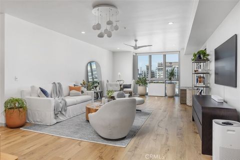 Property photo of 39 S Los Robles Avenue 5016, Pasadena, CA 91101