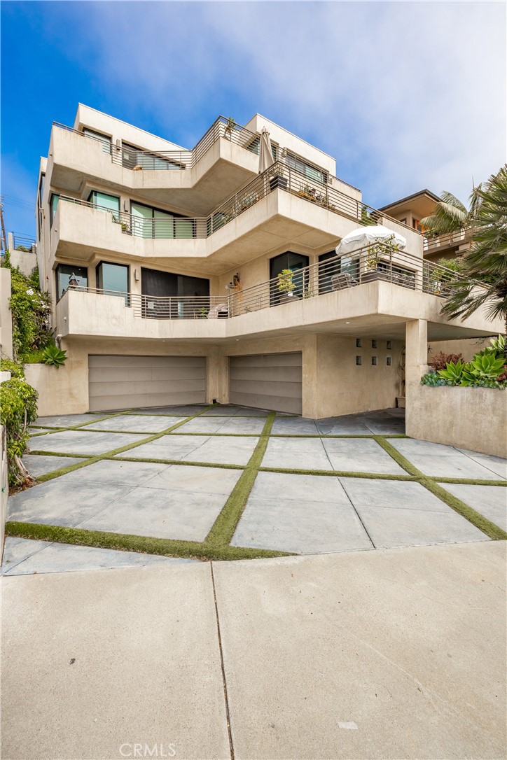 150 Cliff Drive