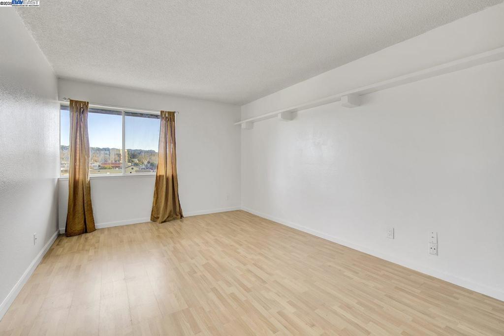 PERALTA CRK ADOB - Residential