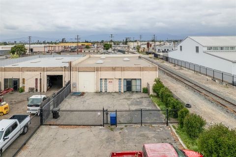 Photo of 1295 4th, Pomona, CA 91766 (MLS # PW25153076) Photo of 1295 4th, Pomona, CA 91766 (MLS # PW25153076)