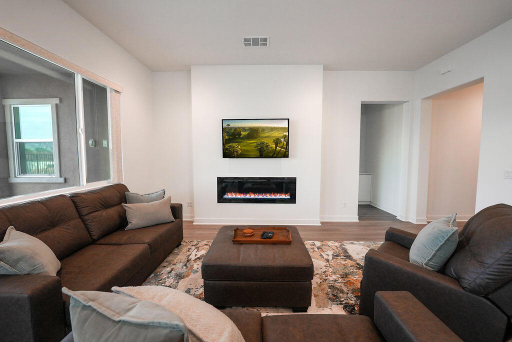 Indian Palms - Residential Lease