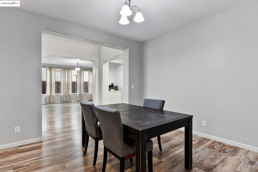 THE LAKES - Residential