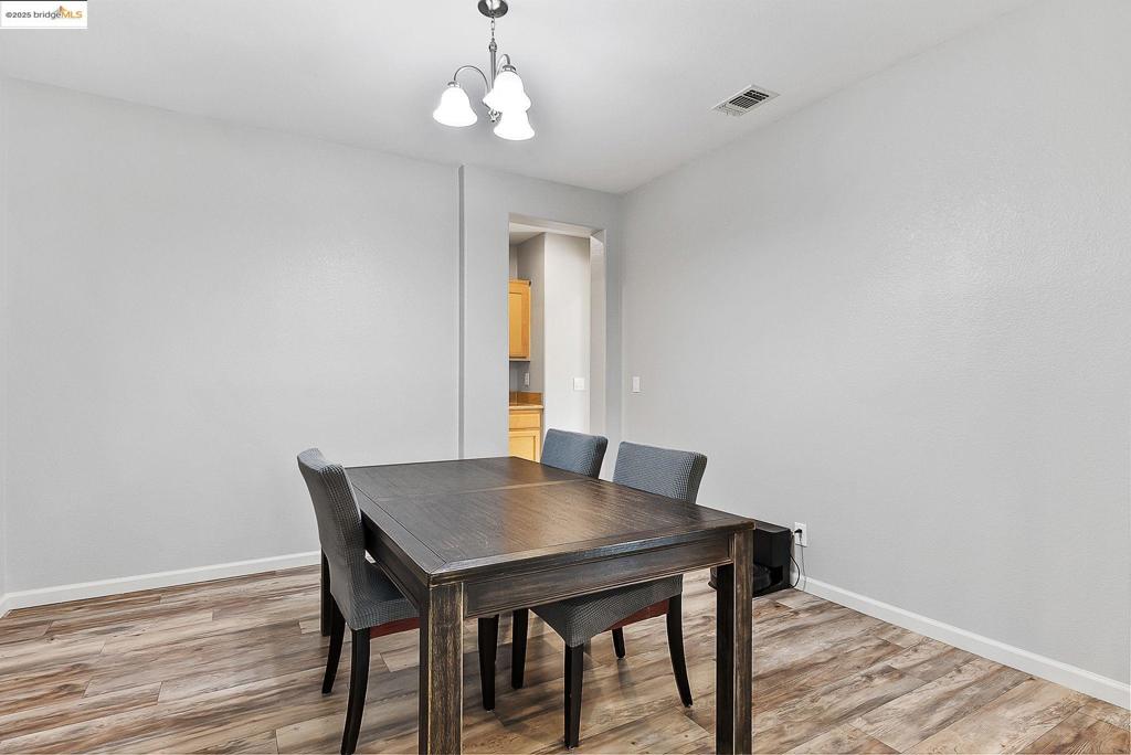 THE LAKES - Residential