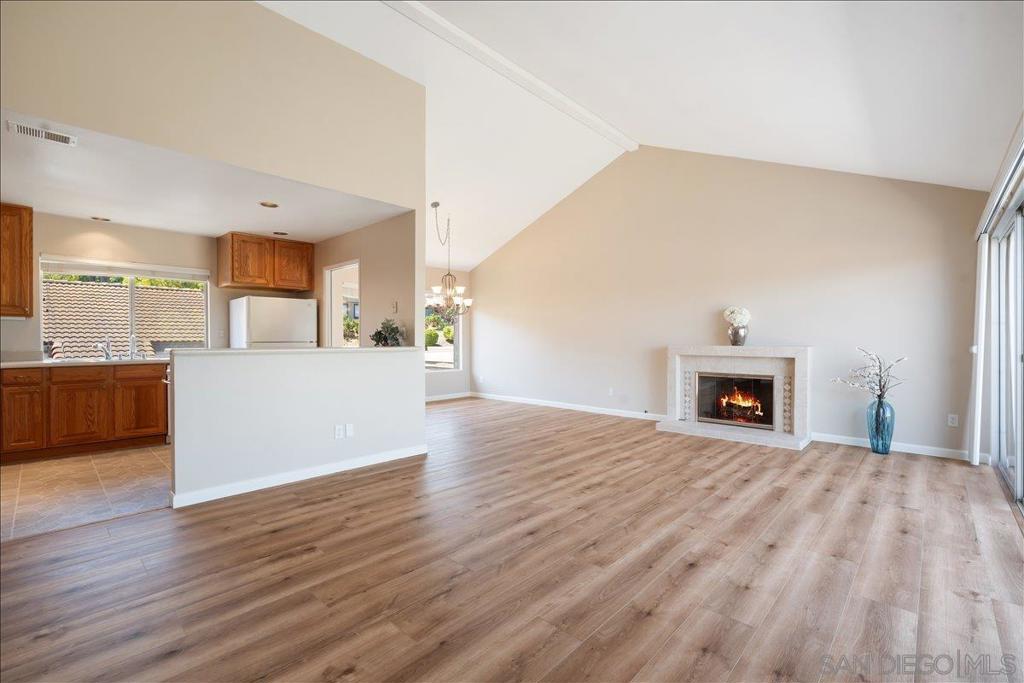 17440 Plaza Otonal