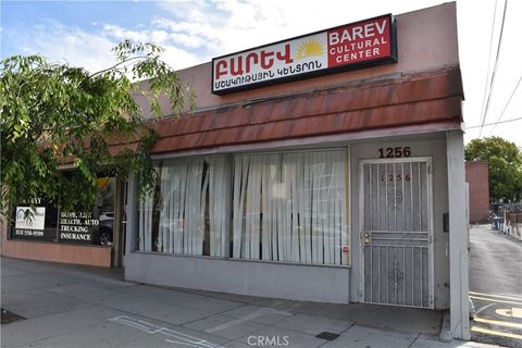 Photo of 1256 S Glendale Avenue, Glendale, CA 91205 (MLS # GD26074332)