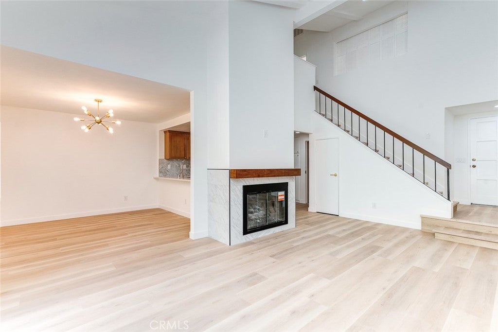 933 Creekside