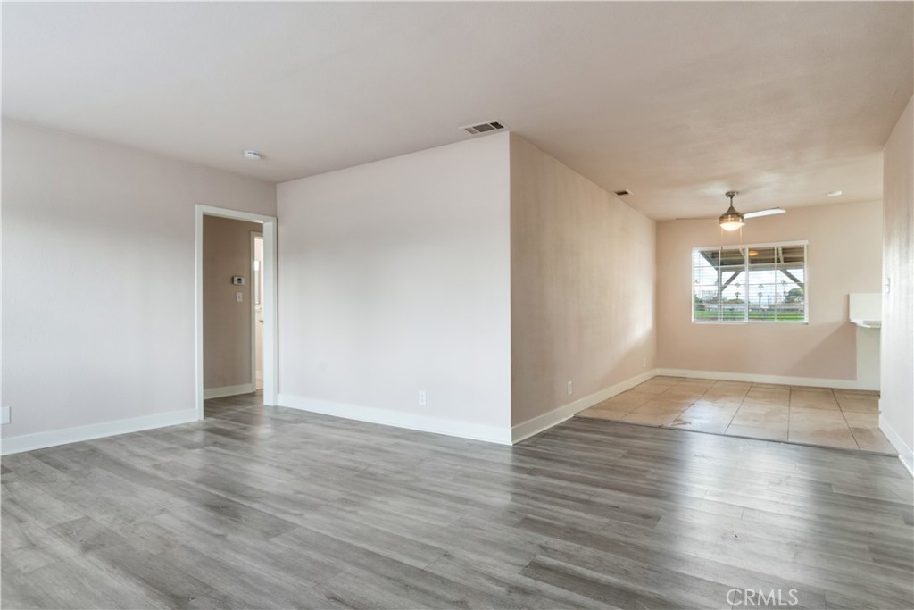 9645 Palmetto Avenue