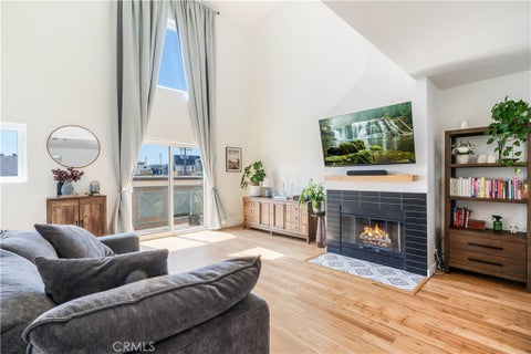 Photo of 3439 Keystone Avenue Ave #3, Los Angeles, CA 90034 (MLS # SR26194631)
