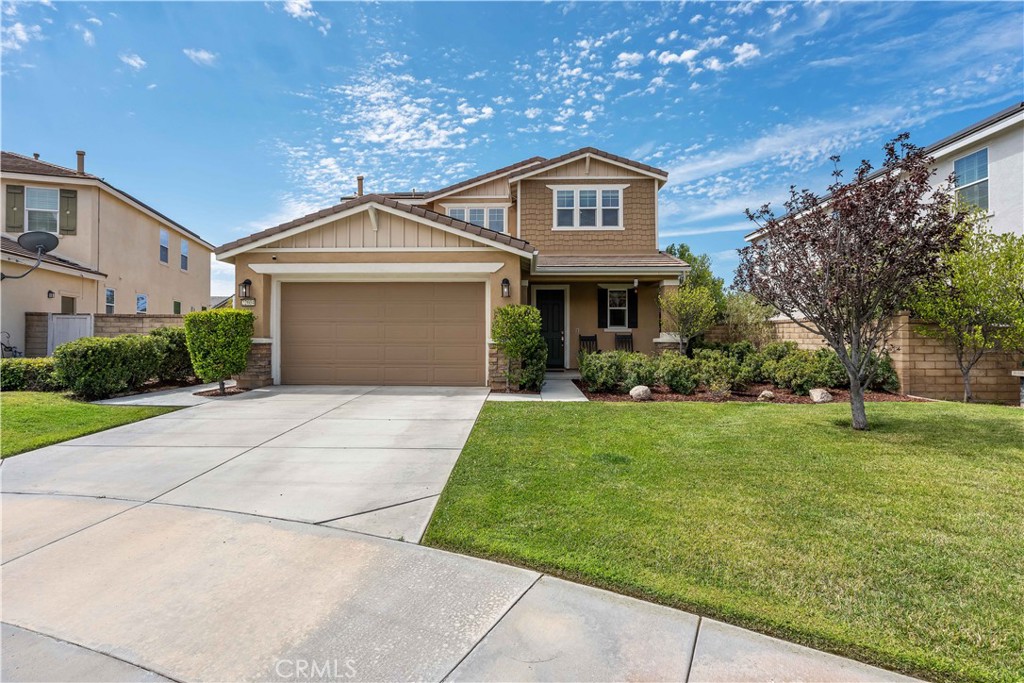 22604 Dragonfly Court