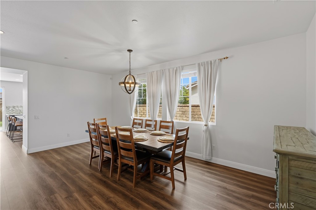 22604 Dragonfly Court