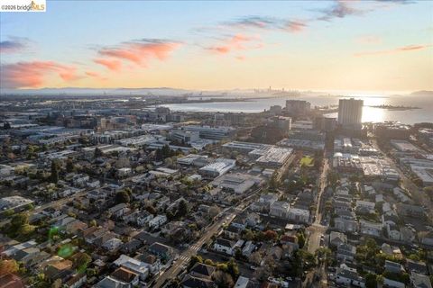 Tiny photo for 1261 1261 61St St St, Emeryville, CA 94608 (MLS # 41126328)