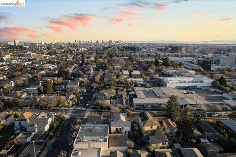 Tiny photo for 1261 1261 61St St St, Emeryville, CA 94608 (MLS # 41126328)