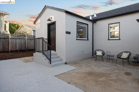 Tiny photo for 1261 1261 61St St St, Emeryville, CA 94608 (MLS # 41126328)