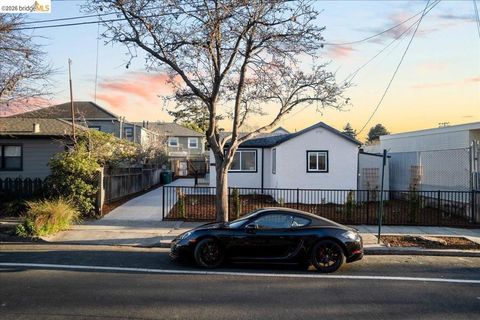 Tiny photo for 1261 1261 61St St St, Emeryville, CA 94608 (MLS # 41126328)