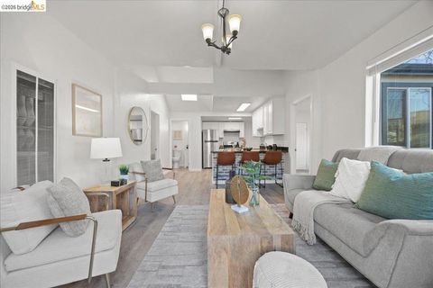 Tiny photo for 1261 1261 61St St St, Emeryville, CA 94608 (MLS # 41126328)