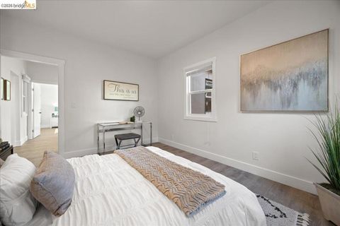 Tiny photo for 1261 1261 61St St St, Emeryville, CA 94608 (MLS # 41126328)