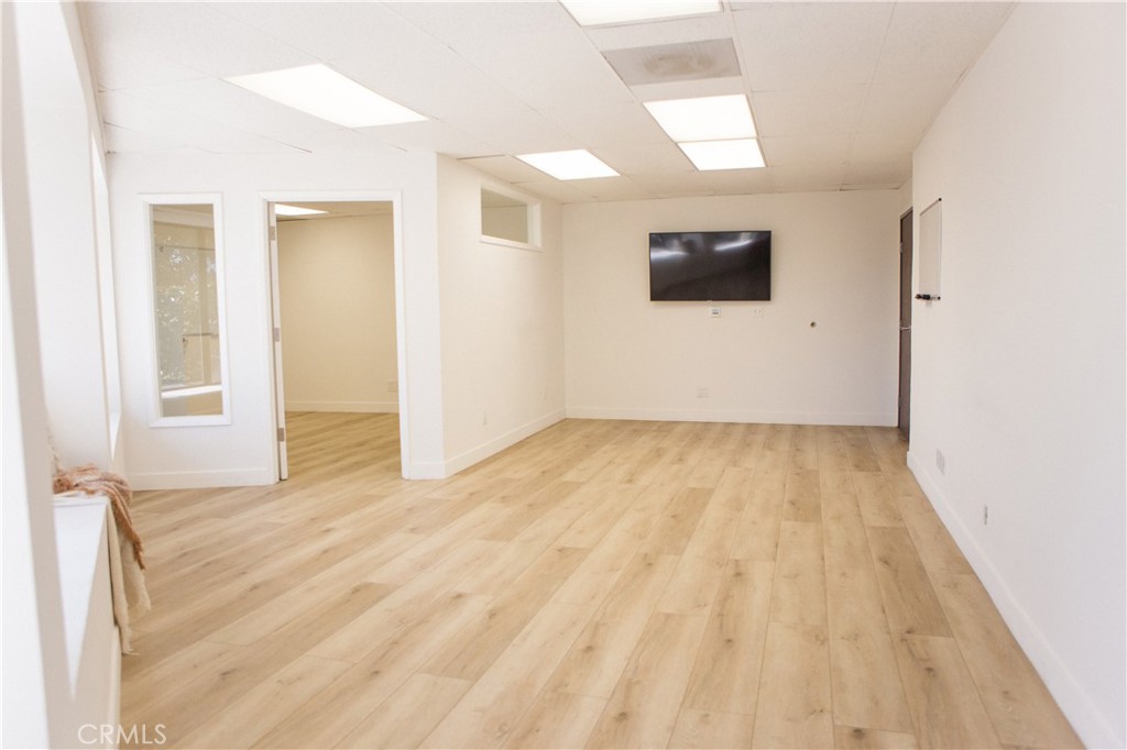 890 Baker St 201