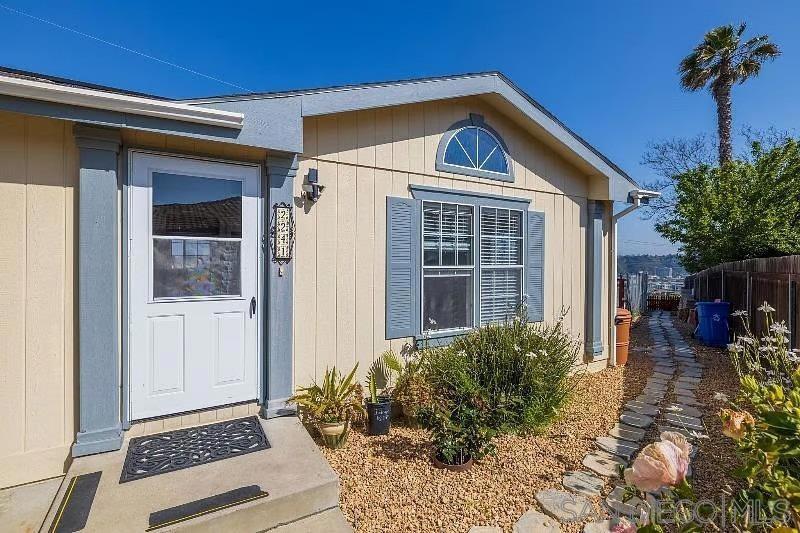 2239 2241 Meadow Lark Drive