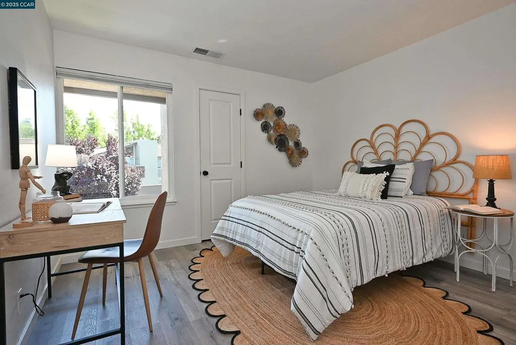 Pleasant Hill, California 94523, United States, 2 Bedrooms Bedrooms, ,2 BathroomsBathrooms,Residential,Active,187768