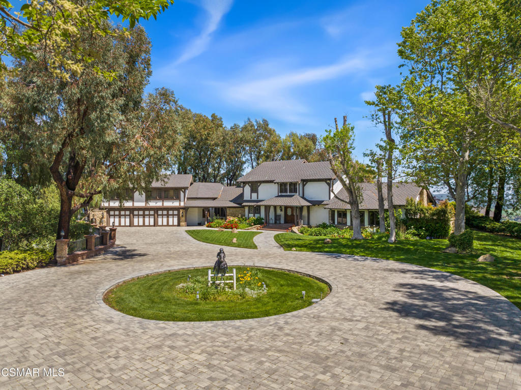 2400 W Potrero Road