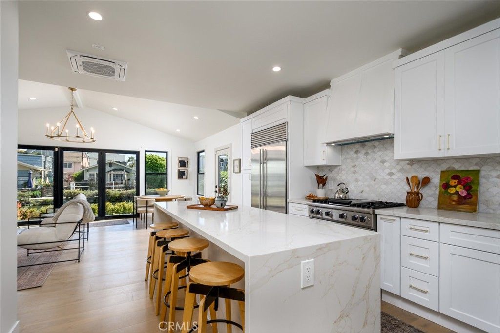 Photo of 223 Howland Canal Ct, Venice, CA 90291 (MLS # PW26076298)