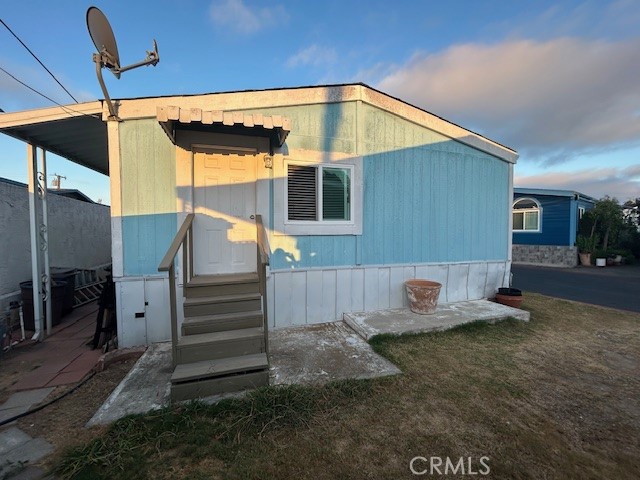 2191 Harbor Boulevard 7