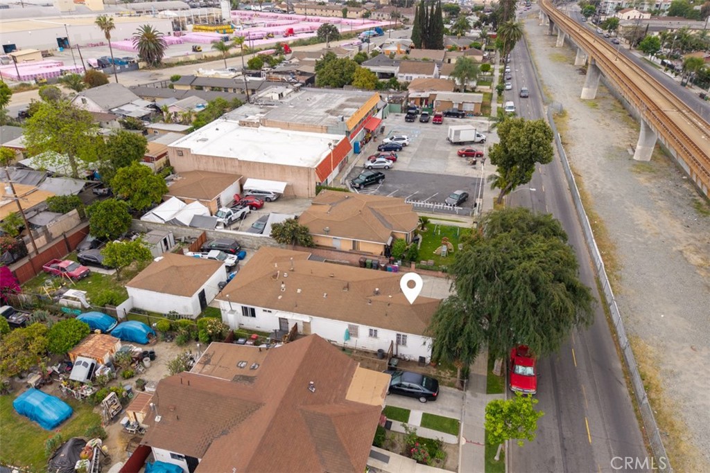 1616 N Willowbrook