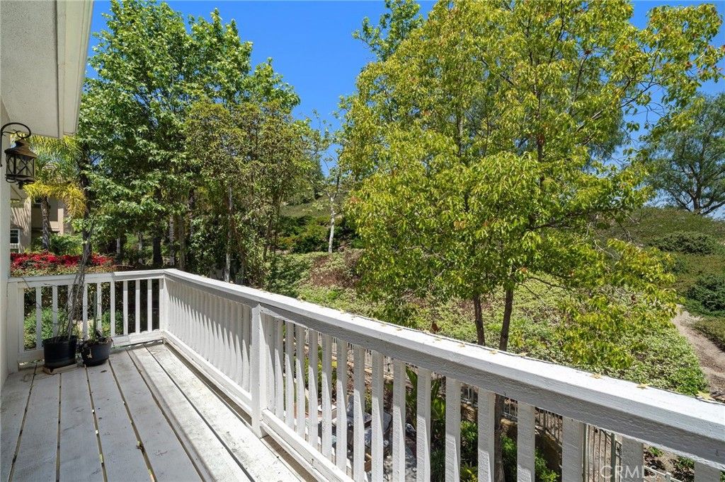 listing image 130728154225069841501