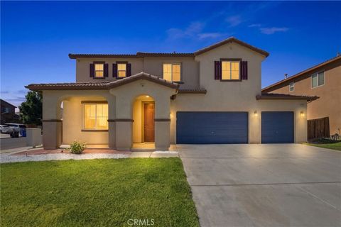 Photo of 13775 Hanford Court, Victorville, CA 92394 (MLS # NP26148289)
