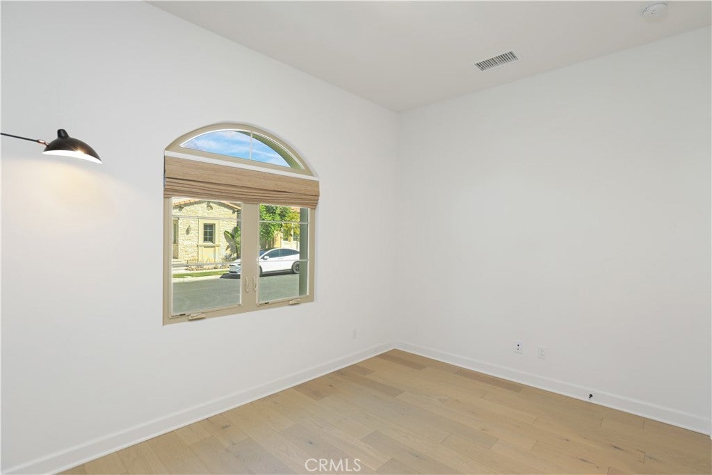 122 Jayhawk, Irvine CA 92602 - Photo 19