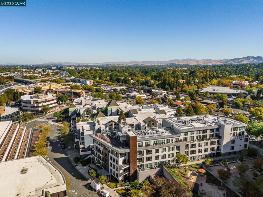 DOWNTOWN W.CREEK - Residential