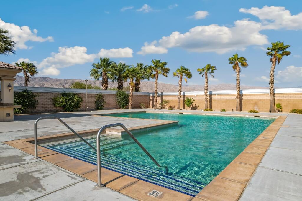 Agua Dulce - Residential