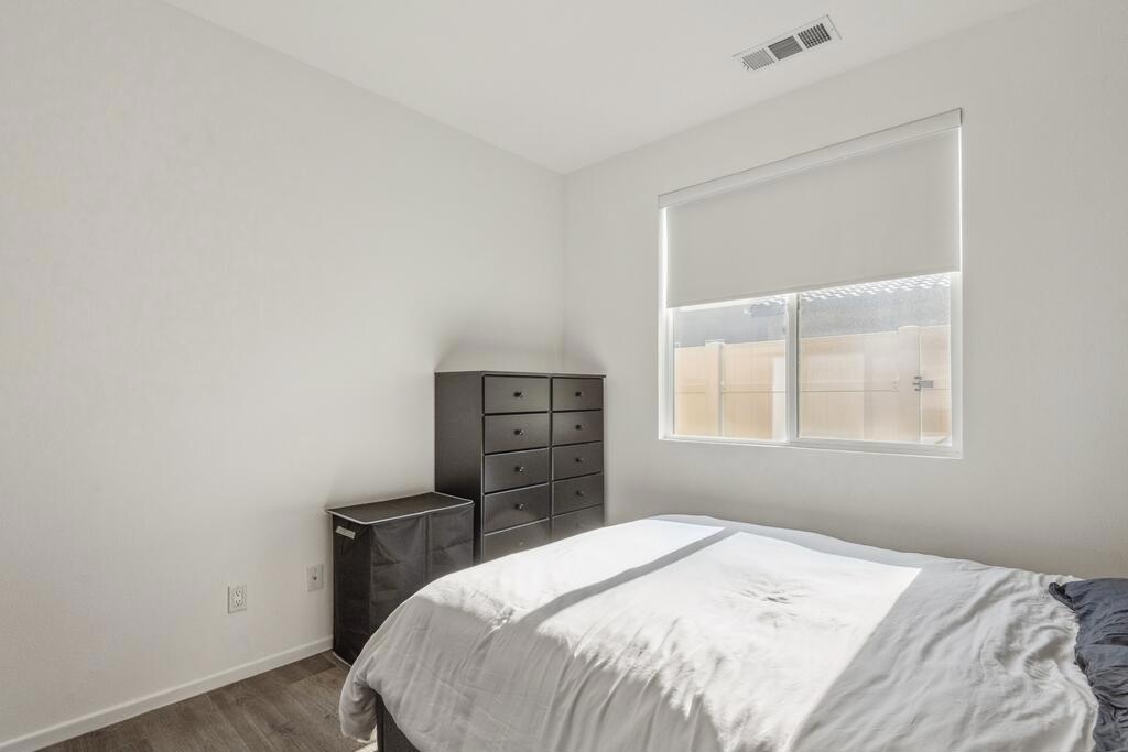 Agua Dulce - Residential