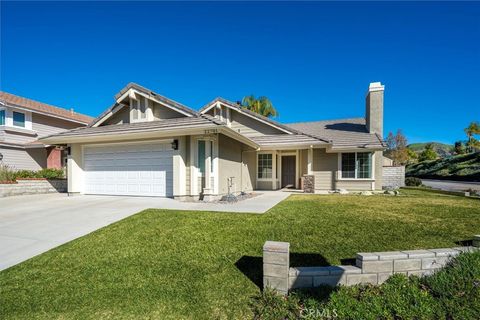 22701 Coral Way Saugus CA 91390