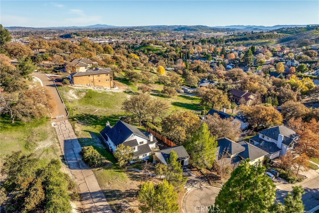 806 Grove St, Paso Robles, CA, 93446, USA, 4 Bedrooms Bedrooms, ,3 BathroomsBathrooms,Residential,Active,806 Grove St,NS25278509
