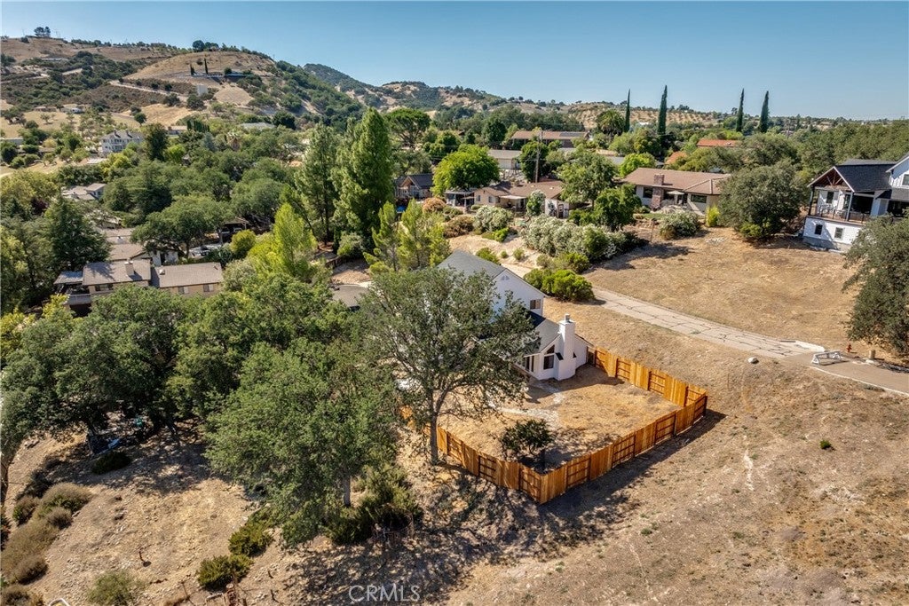 806 Grove St, Paso Robles, CA, 93446, USA, 4 Bedrooms Bedrooms, ,3 BathroomsBathrooms,Residential,Active,806 Grove St,NS25278509