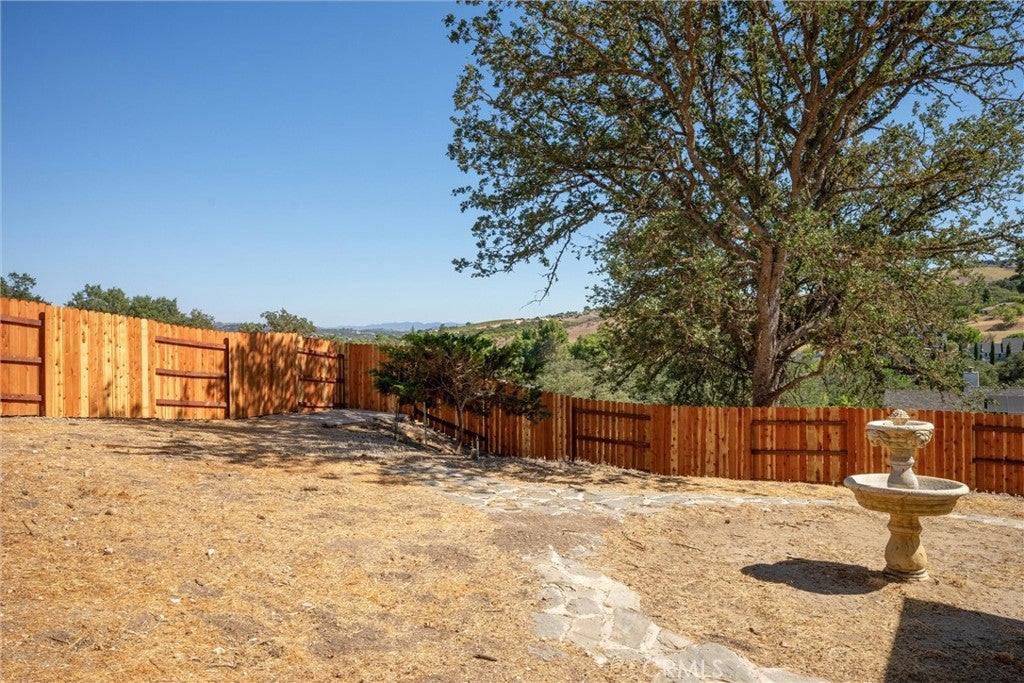 806 Grove St, Paso Robles, CA, 93446, USA, 4 Bedrooms Bedrooms, ,3 BathroomsBathrooms,Residential,Active,806 Grove St,NS25278509