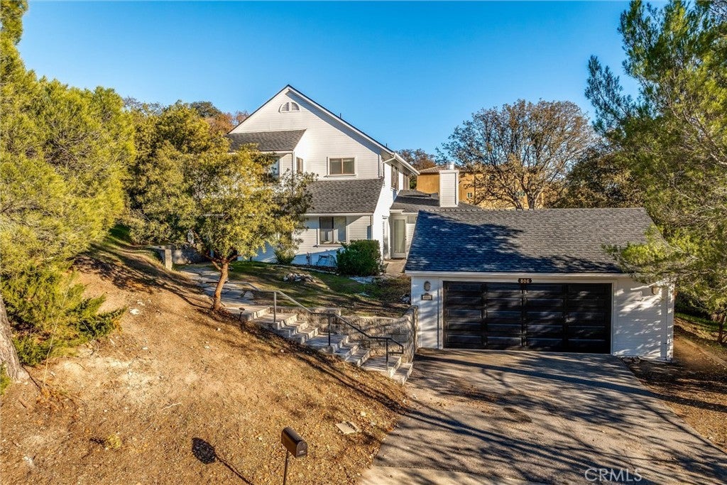 806 Grove St, Paso Robles, CA, 93446, USA, 4 Bedrooms Bedrooms, ,3 BathroomsBathrooms,Residential,Active,806 Grove St,NS25278509