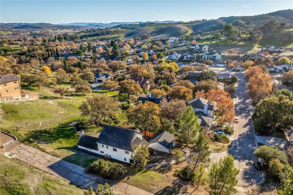 806 Grove St, Paso Robles, CA, 93446, USA, 4 Bedrooms Bedrooms, ,3 BathroomsBathrooms,Residential,Active,806 Grove St,NS25278509