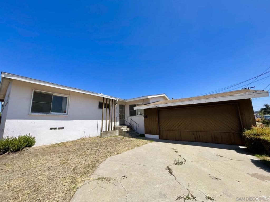 844 Pyramid St