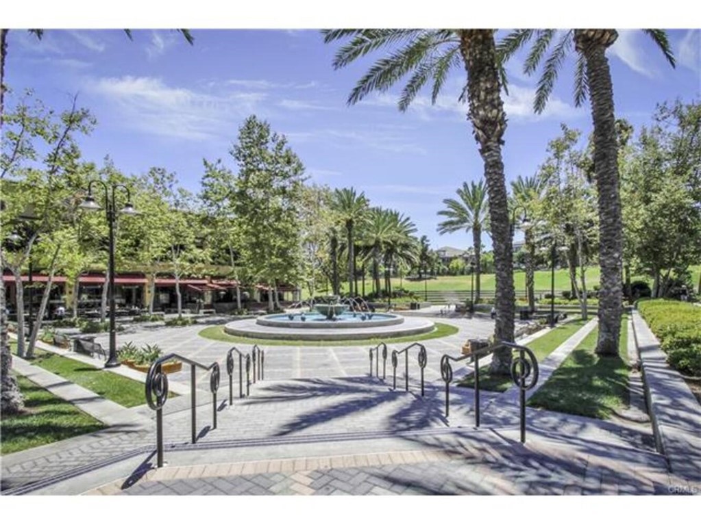 Applause (APP) - Residential Lease