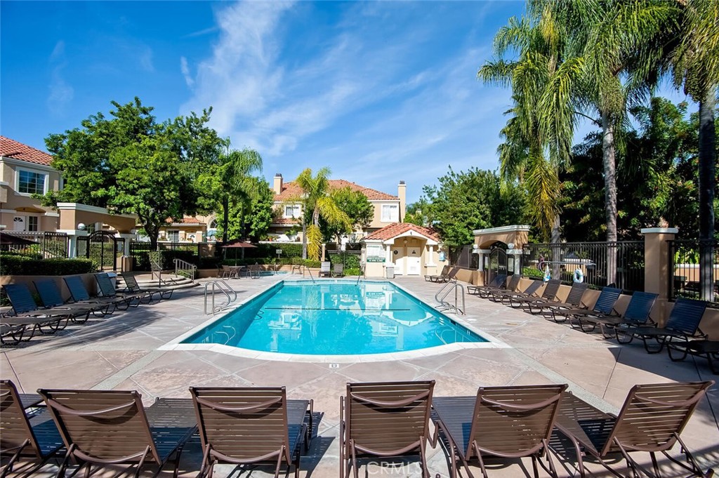 Applause (APP) - Residential Lease