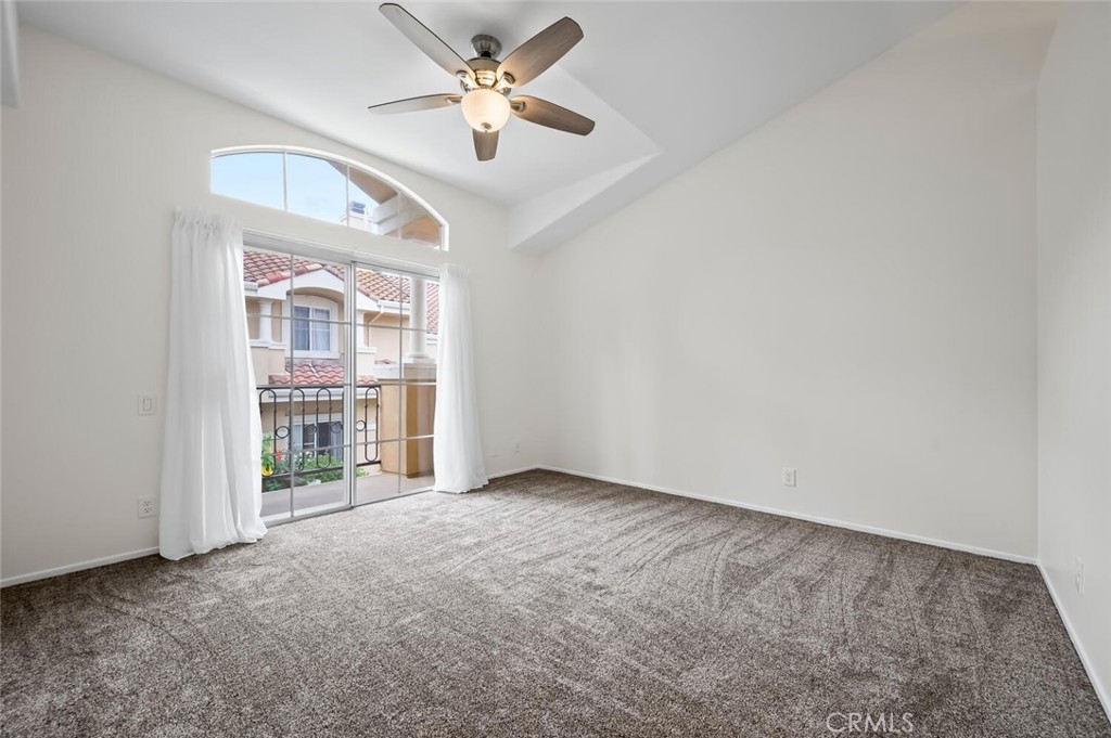 Applause (APP) - Residential Lease