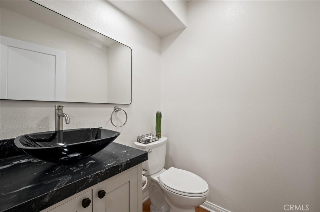 Applause (APP) - Residential Lease