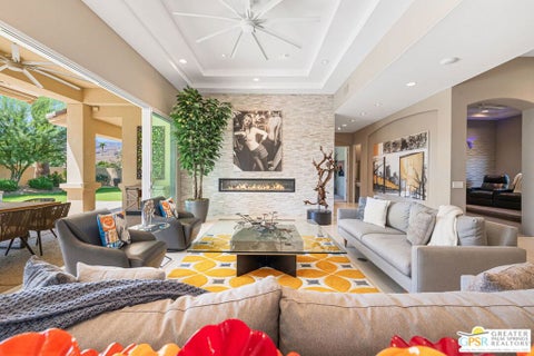 Photo of 8 Collegiate Circle, Rancho Mirage, CA 92270 (MLS # 26877137PS)