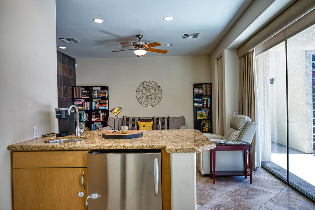 The Estancias Rancho LQ - Residential