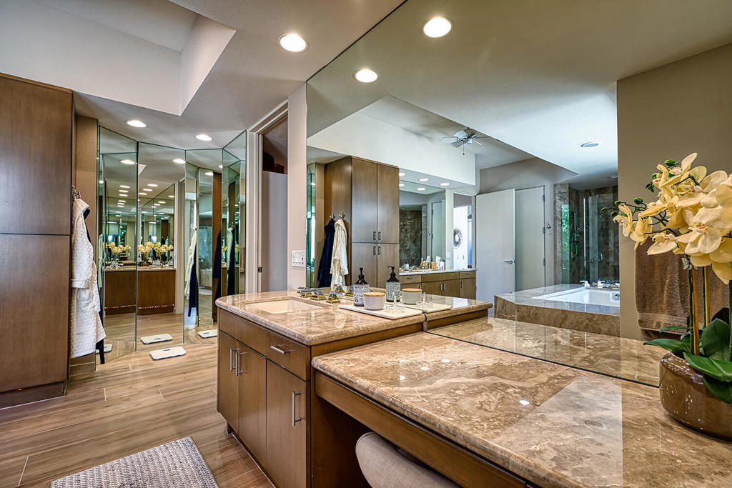 The Estancias Rancho LQ - Residential